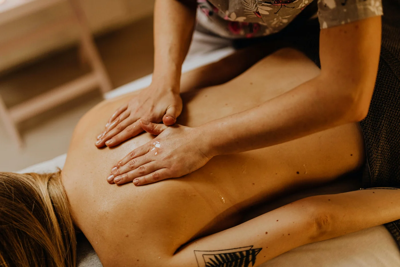 Oljemassage hos Rak Thaimassage & Spa Pim i Värnamo